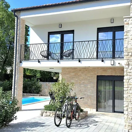 Aria Malinska With Heated Pool And Free E-bikes Vila Sveti Anton (Krk)