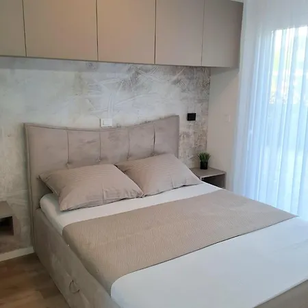 Aria Malinska With Heated Pool And Free E-bikes * Sveti Anton (Krk)